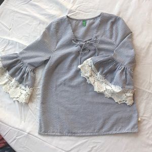 Seersucker lace trim bell sleeve blouse